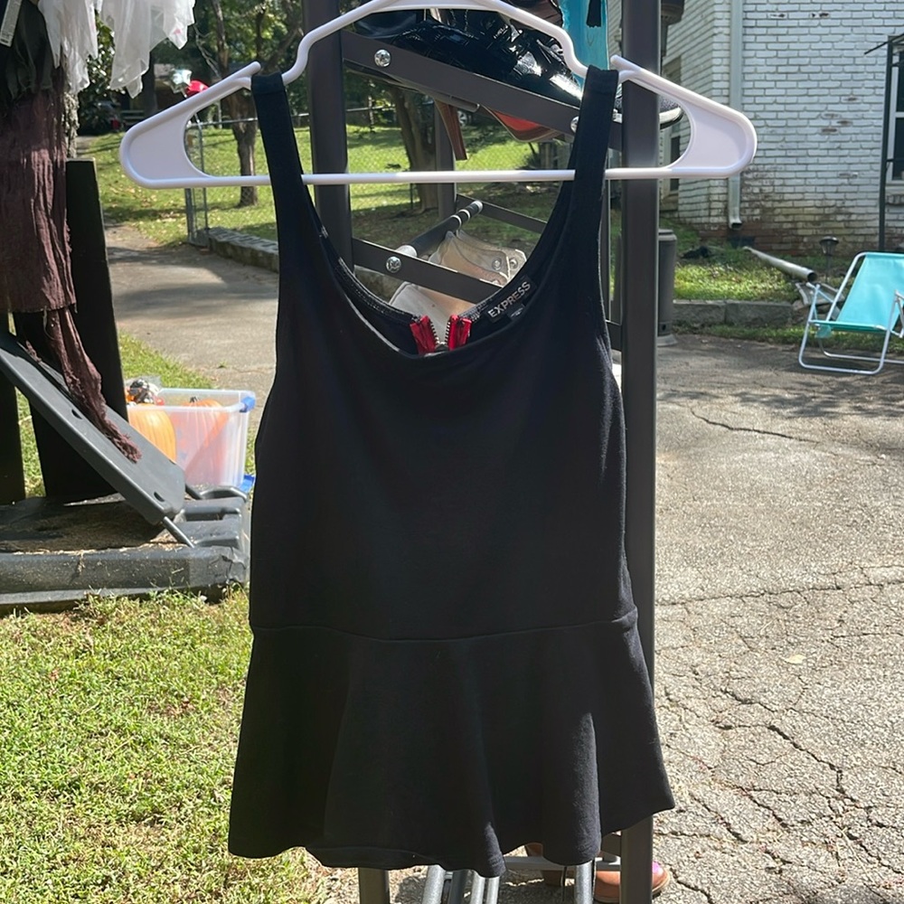 Black Express tank